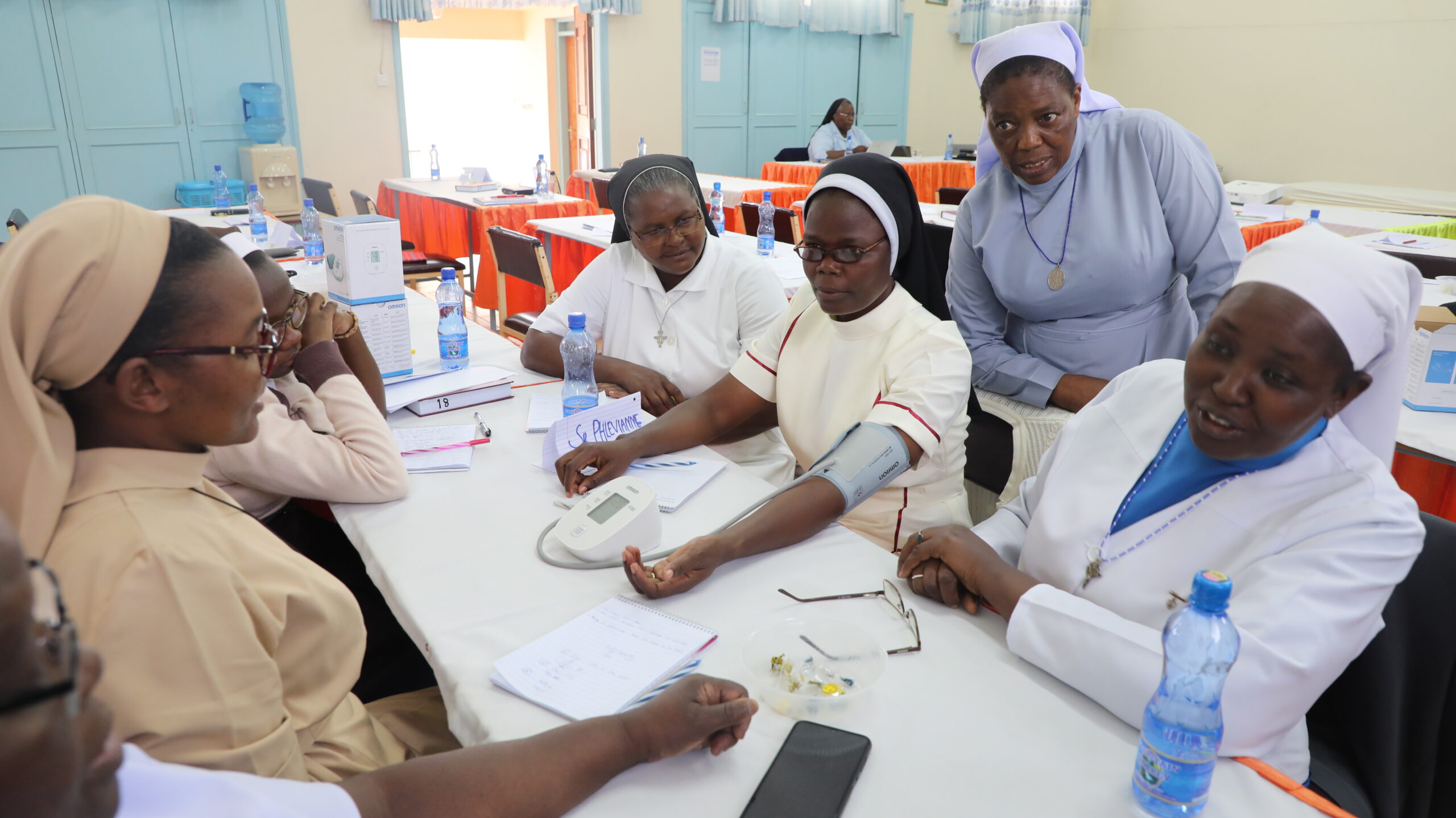 CARE GIVERS LEARNING IN GROUPS